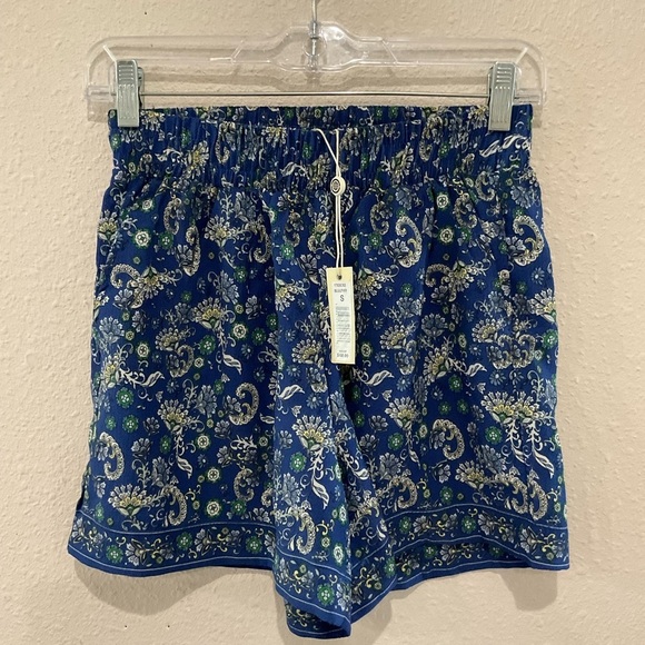 NWT Max Studio Pull On Shorts Elastic Waist Blue Floral Paisley Women’s Size Sm - Picture 1 of 11